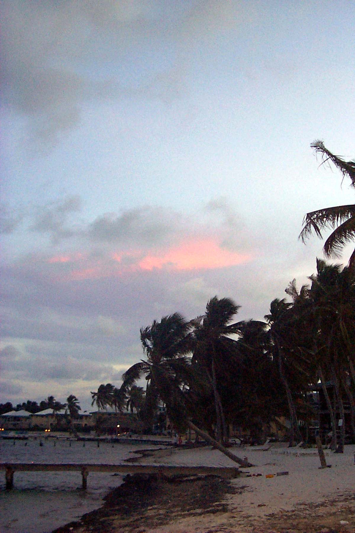 B99_Sunset2.JPG (1902860 bytes)