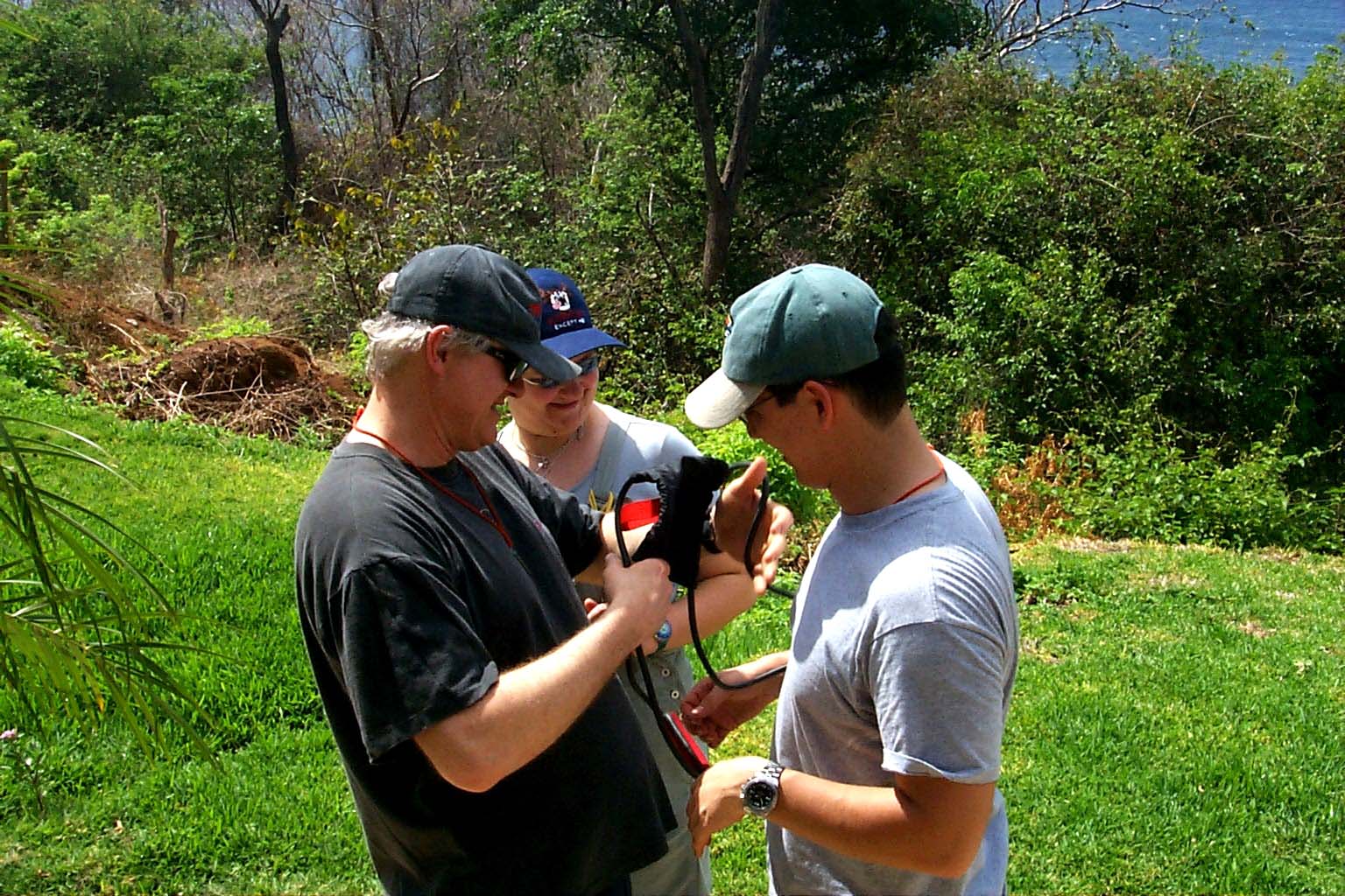 CR99_WaterBallon1.jpg (302473 bytes)